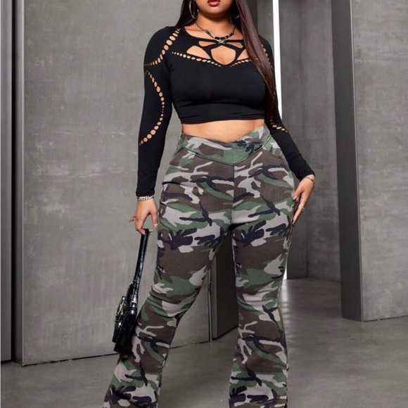 SHEIN Denim - Camo Jeans